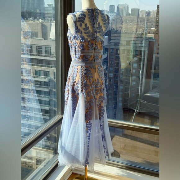 🆕 BRONX & BANCO 🧿 NWOT Violet Flared Embroidered Mesh Midi Dress, Sz M US 6 - Picture 7 of 16